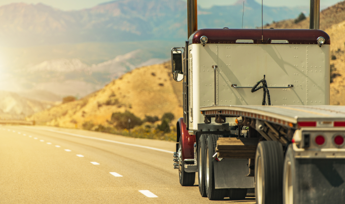 Why Flatbeds Are Suddenly Impossible to Book